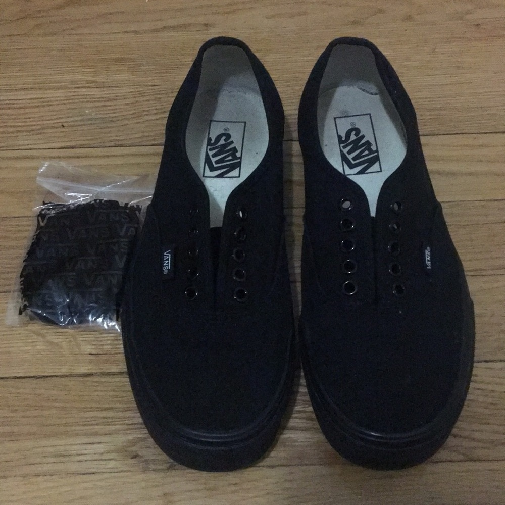 Vans Authentics Size Women 9.5